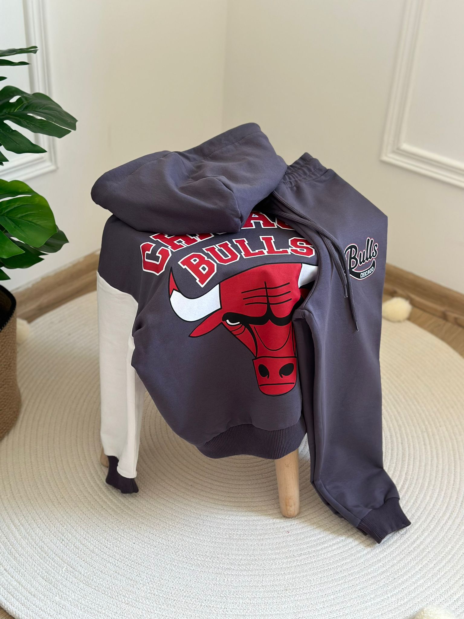 Sırt Baskılı Antrasit Bulls Chicago Eşofman Takımı