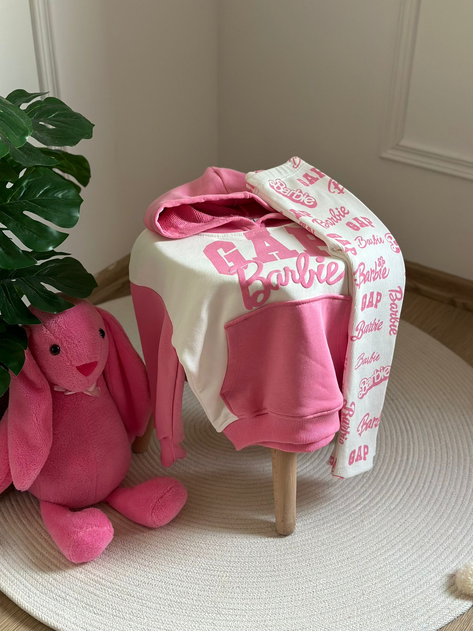 Barbie Pembe Gap Cep Detaylı Eşofman Takımı