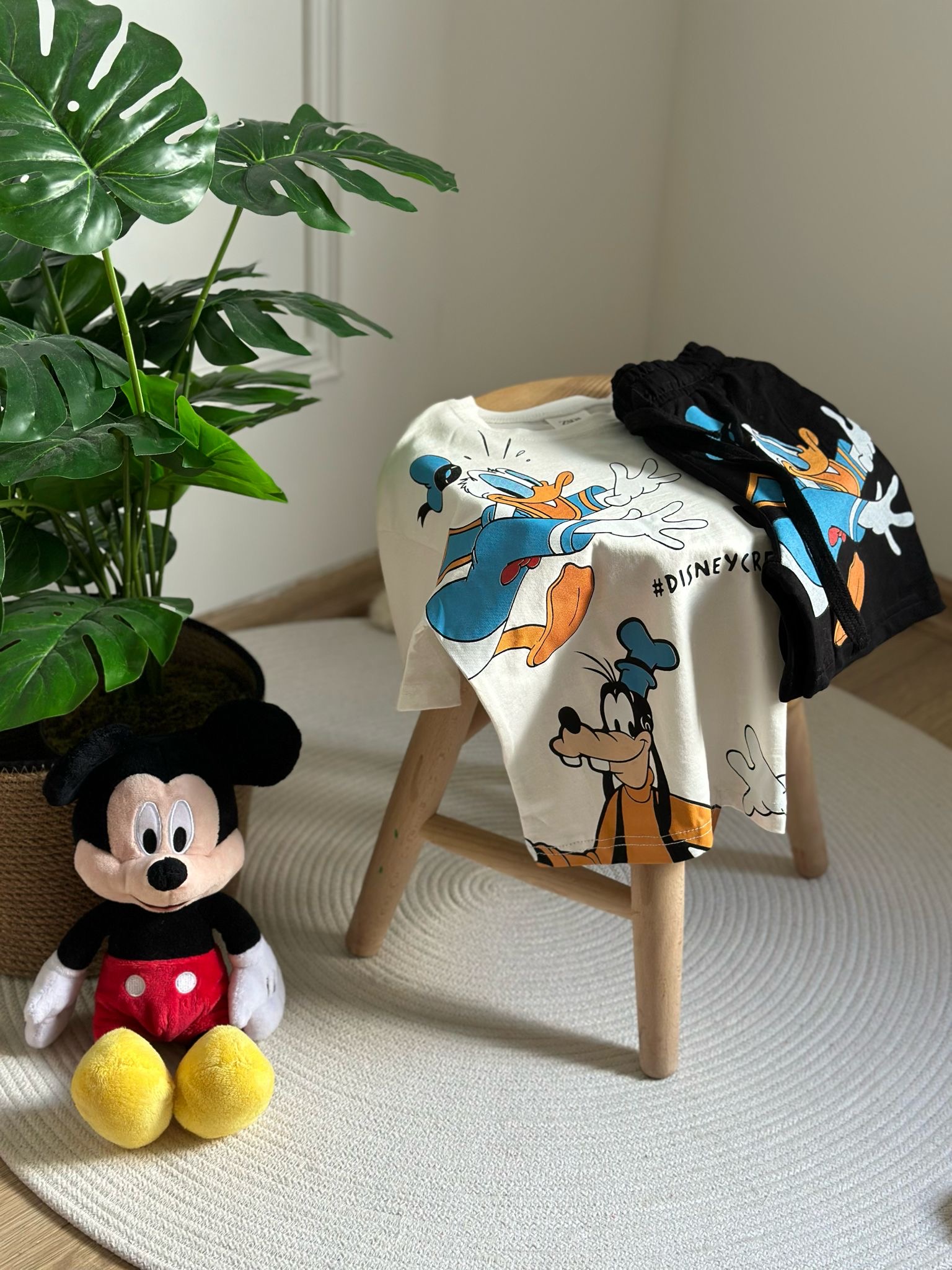 Siyah Disney Crew Şortlu Takım