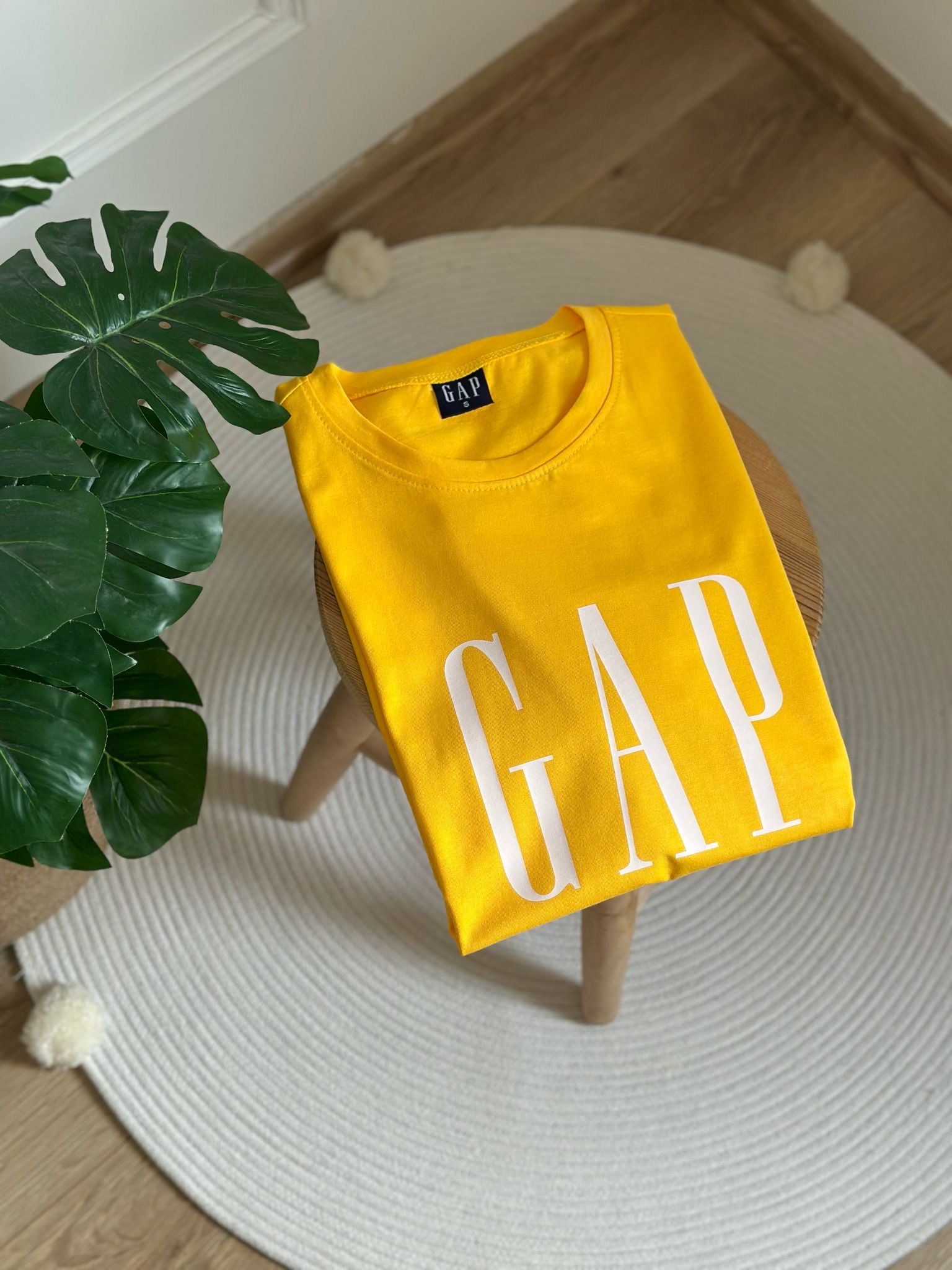 Sarı Gap Baskılı Yetişkin T-Shirt