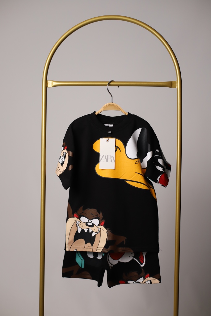 Siyah Looney Tunes Şortlu Takım