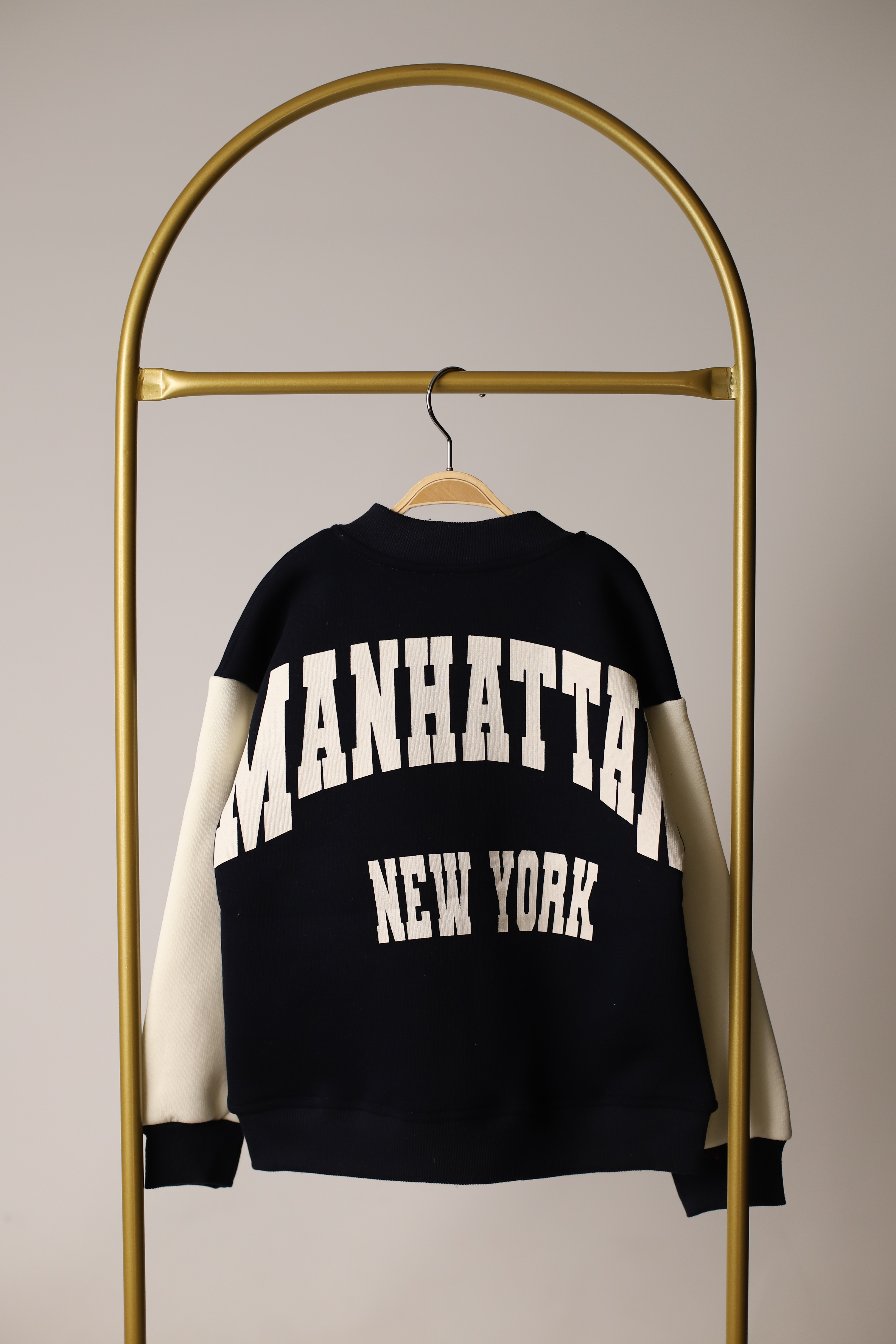 Siyah Manhattan Kolej Montu