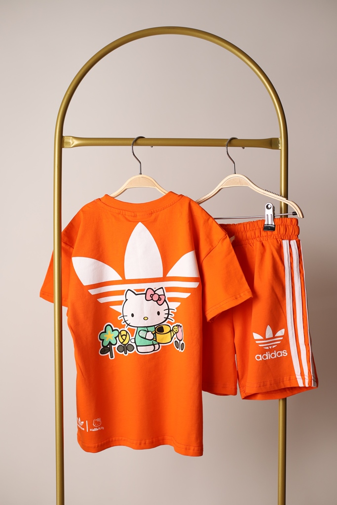 Turuncu Hello Kitty Spor Logolu Şortlu Takım