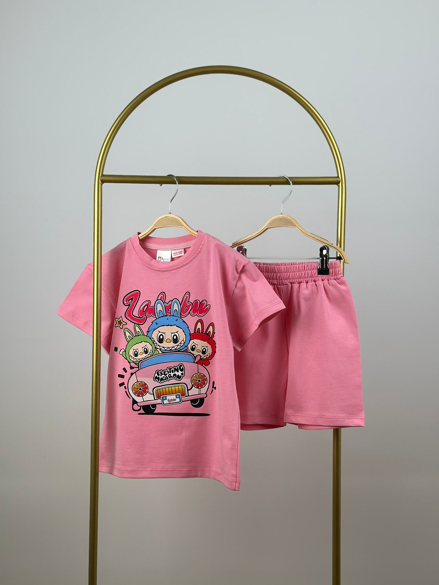 Pembe Labubu Şortlu Takım