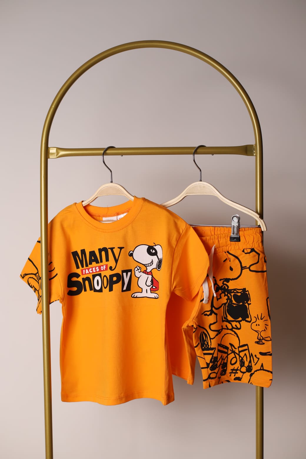 Turuncu Many Snoopy Şortlu Takım