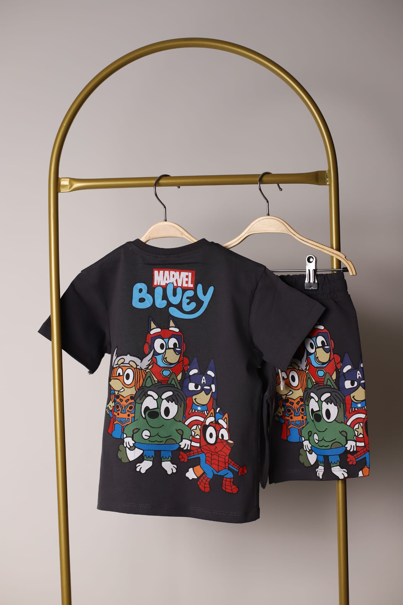 Siyah Marvel Bluey Figürlü Şortlu Takım