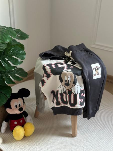 Kırmızı Kol Detay Detaylı Mickey Mouse Eşofman Takımı