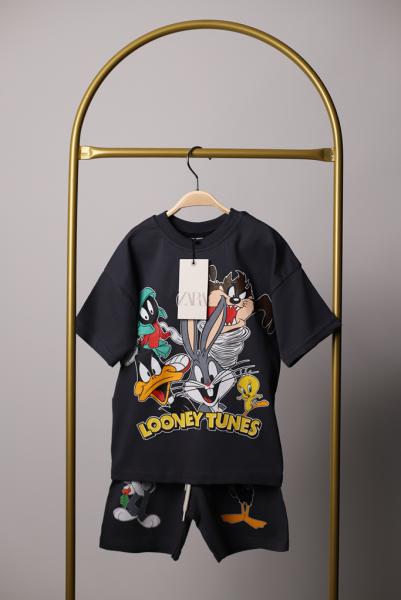 Siyah Looney Tunes Baskılı Şortlu Takım